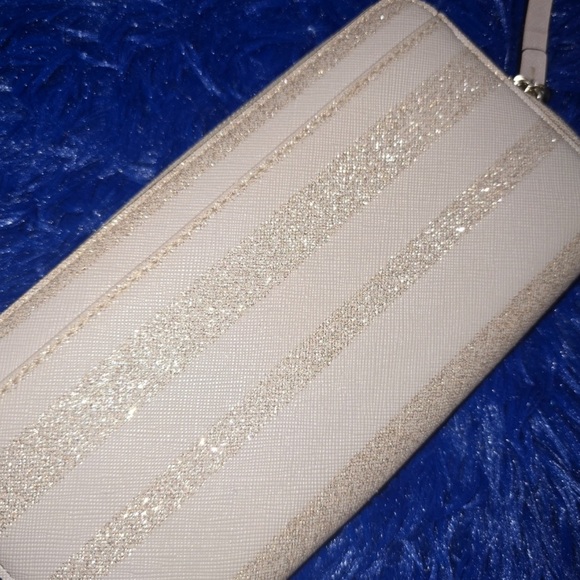 EUC Kate Spade Gray Glitter Wallet - Picture 4 of 4